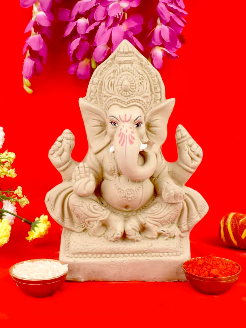 Clay Ganesha idol distribution